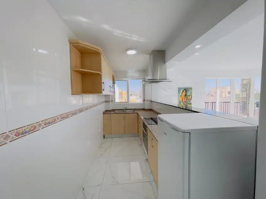 Cuina de Apartament en venda en Calpe / Calp amb Aire condicionat, Calefacció i Terrassa