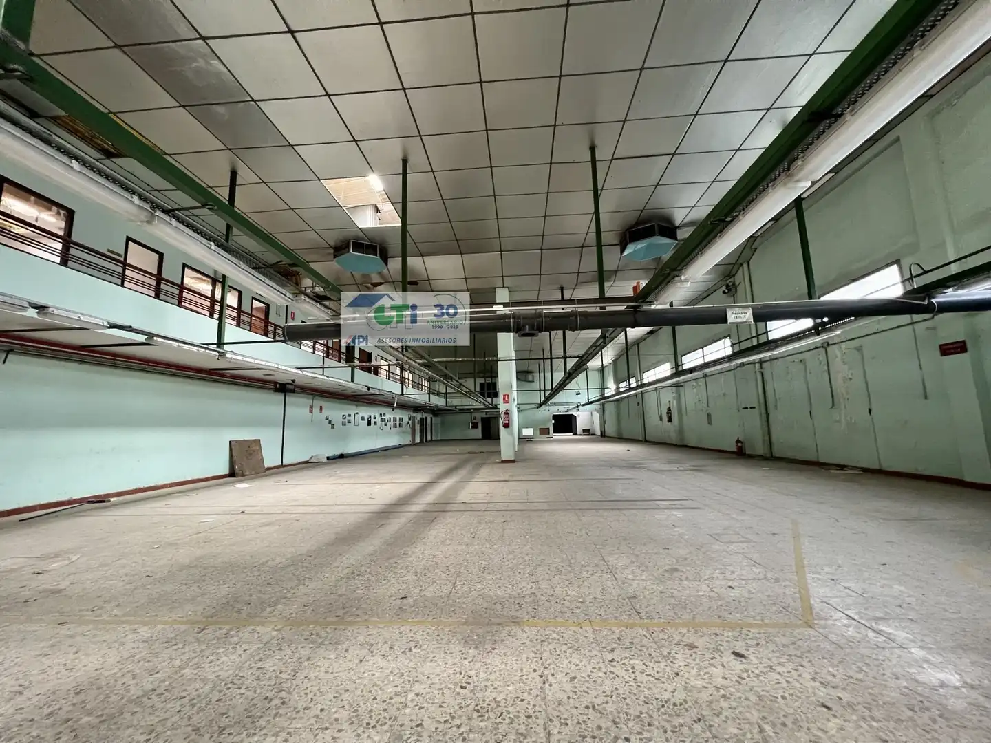 Nau industrial de lloguer en Zaragoza