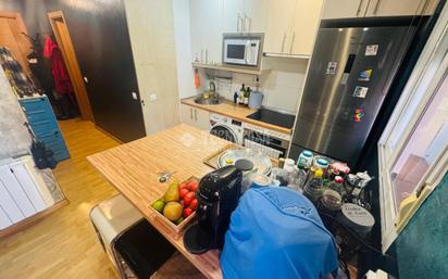 Kitchen of Flat for sale in  Madrid Capital  with Heating and Furnished