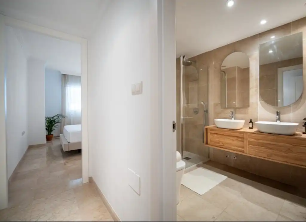 Wohnung mit Pool zum Verkauf in Río Real - Los Monteros, imagen 14