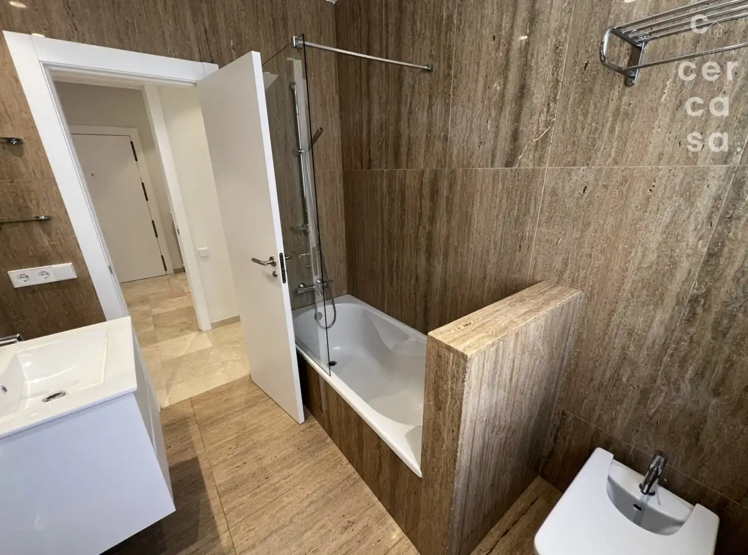 Baño de Piso de alquiler en Valencia con Aire acondicionado y Amueblado