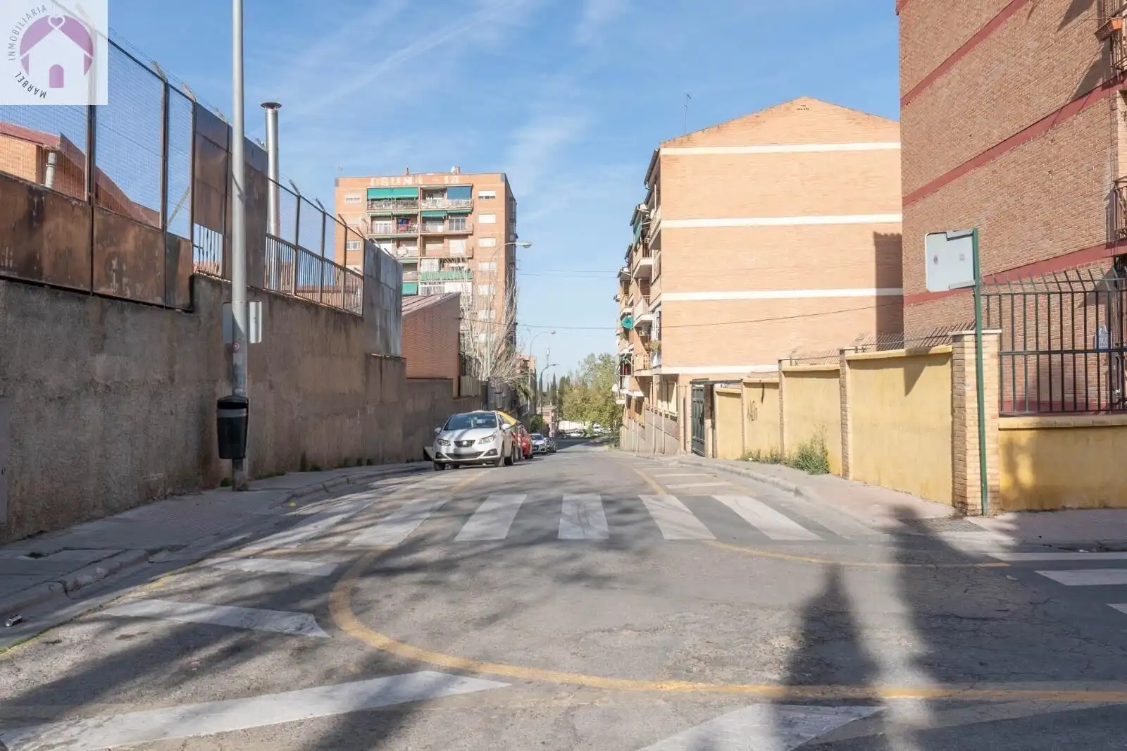 Exterior view of Flat for sale in Granada  with Air Conditioner, Heating and Terrace