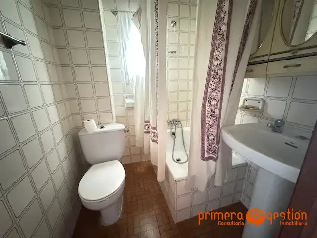 Baño de Piso en venta en Sevilla con Trastero