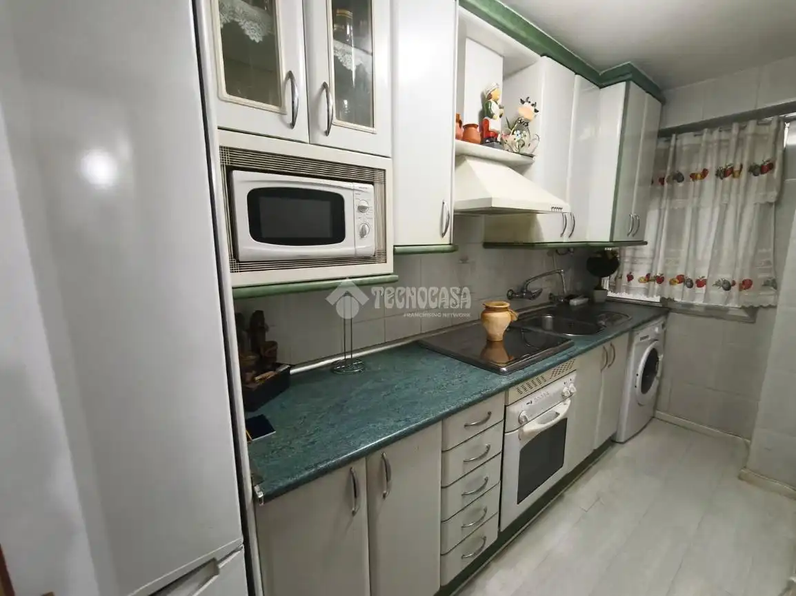 Kitchen of Flat for sale in Centro