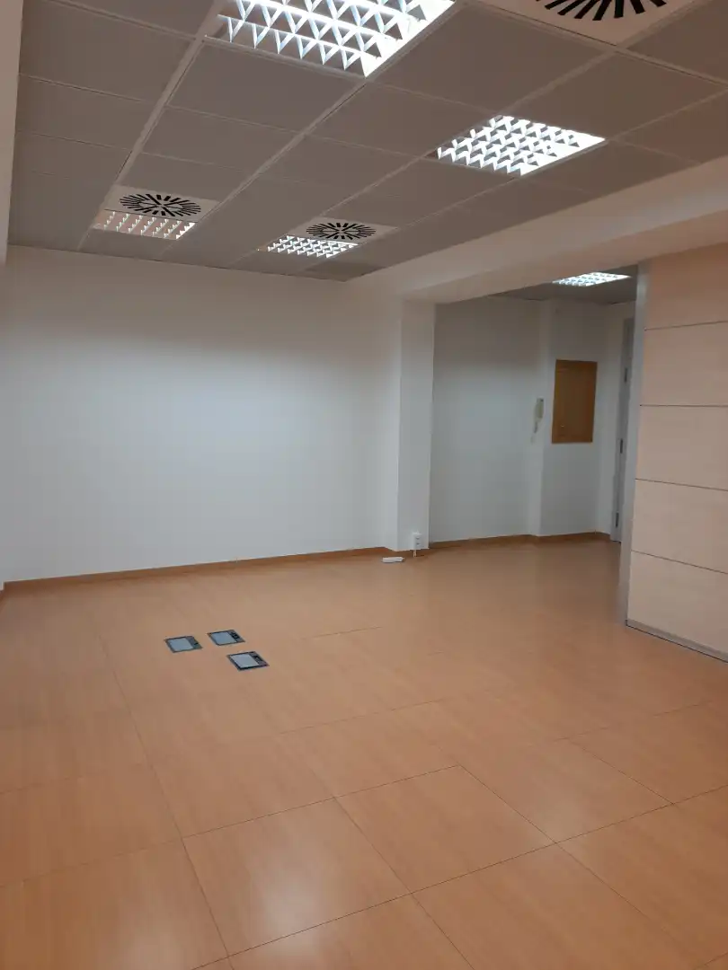 Oficina de alquiler en Sant Cugat del Vallès con Aire acondicionado y Calefacción
