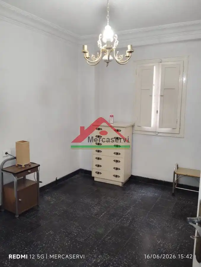 Flat for sale in Valencia  with Storage room