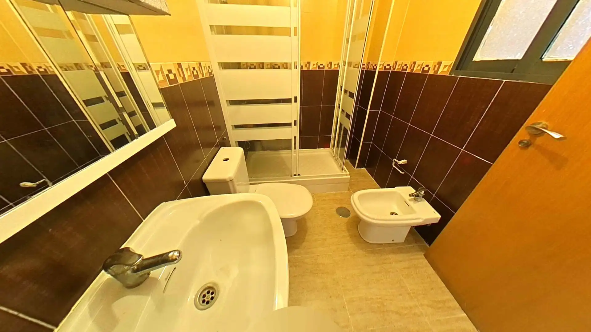 Bathroom of Apartments for sale in Murcia