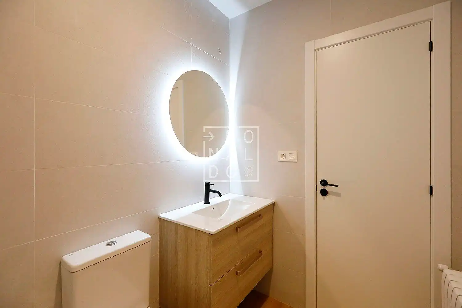 Baño de Piso en venta en Irun  con Calefacción y Terraza