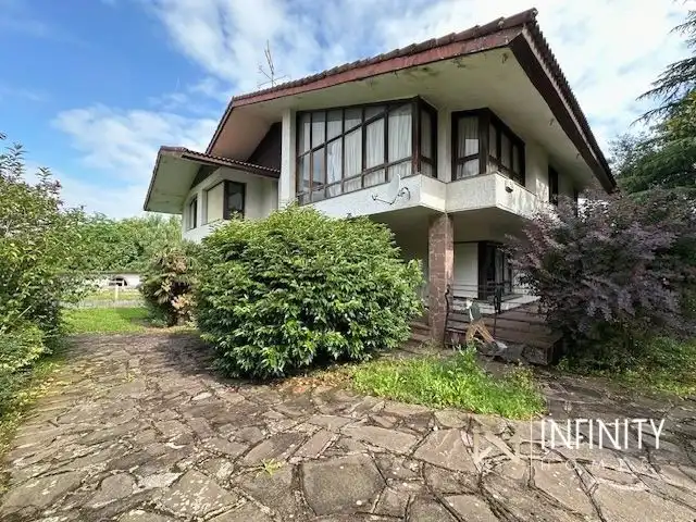 Vista exterior de Casa o chalet en venta en Lezama con Calefacción, Jardín privado y Terraza