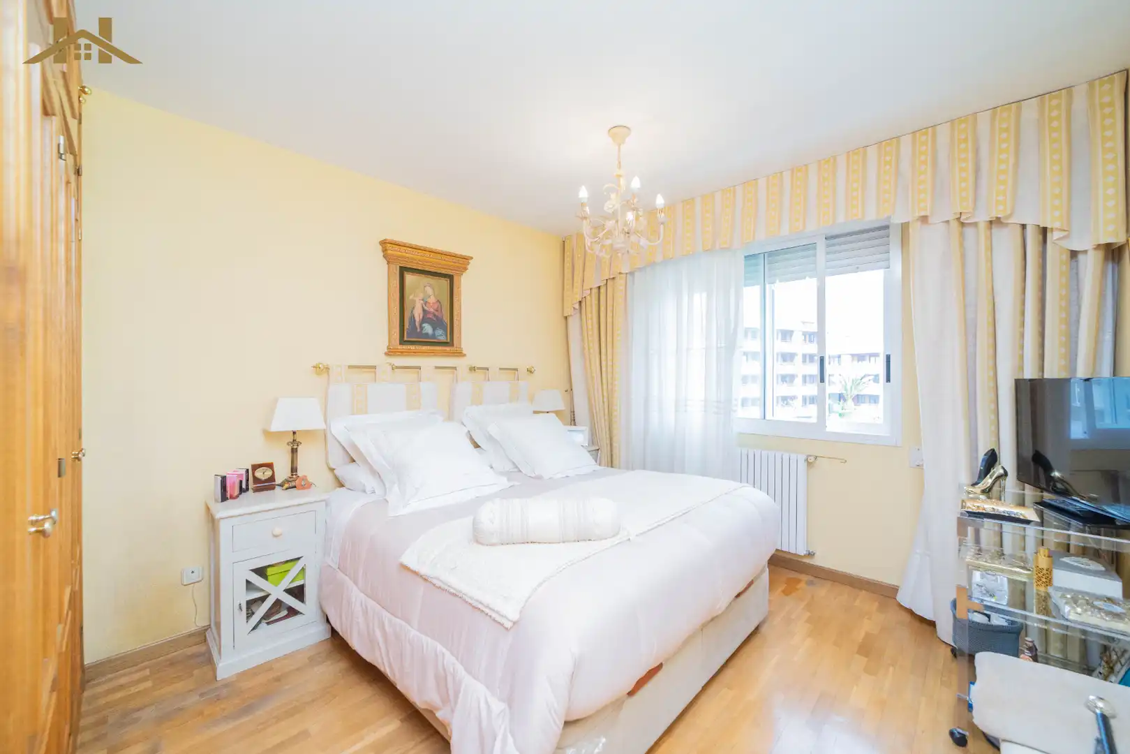 Schlafzimmer von Maisonette zum Verkauf in Pozuelo de Alarcón mit Klimaanlage, Heizung und Terrasse