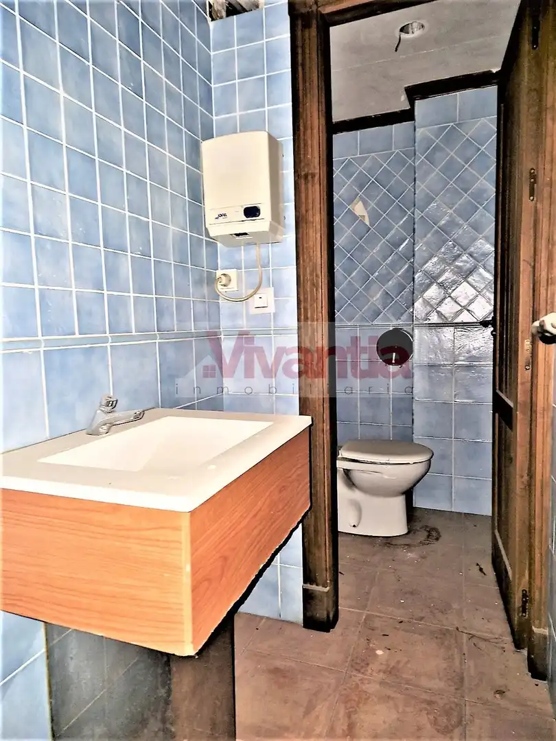 Badezimmer von Geschaftsraum zur Miete in Lorca
