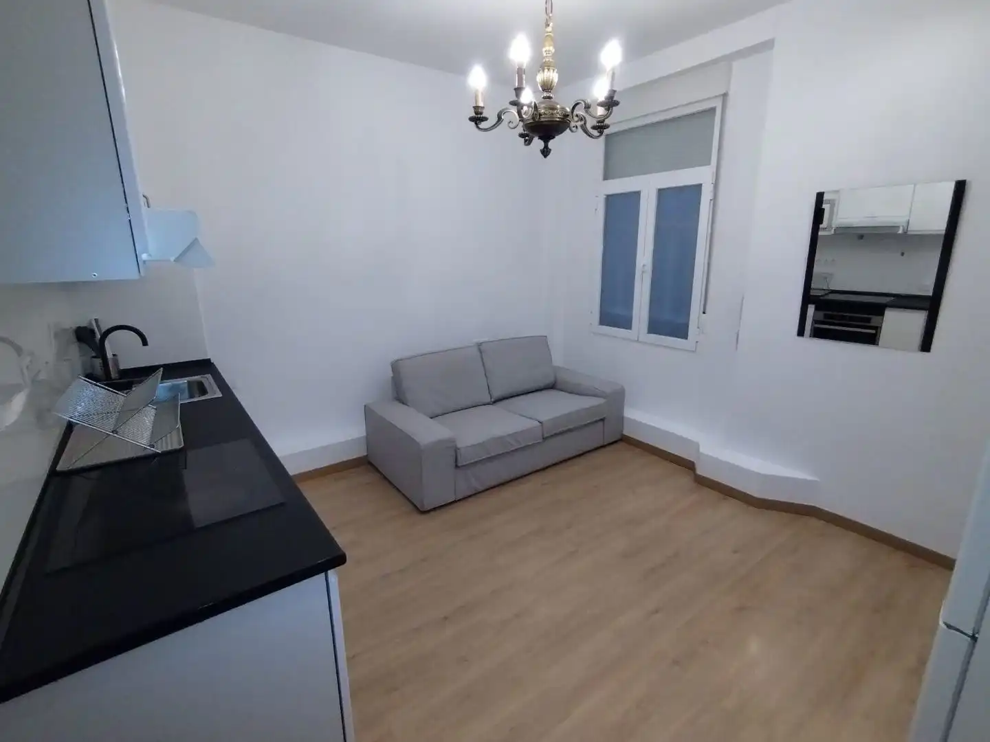 Living room of Flat for rent in Madrid  with Air Conditioner, Heating and Furnished