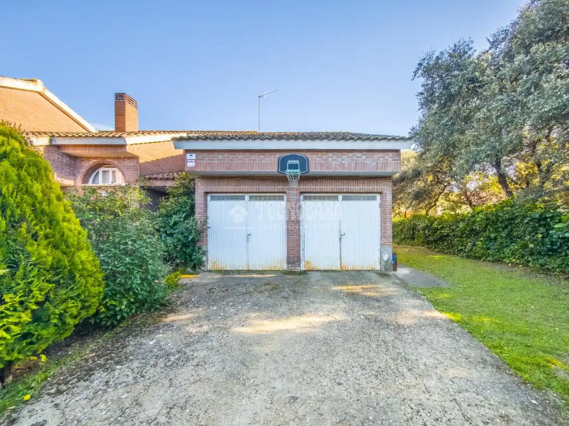 Vista exterior de Casa o chalet en venta en Nuevo Baztán con Aire acondicionado