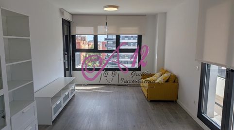 Foto 2 von Wohnung zur Miete in Del Serpis, Ciutat Jardí, Valencia Capital