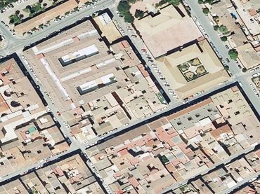Casa in vendita a CL. LAURÍA 37B 1 3ª Planta 00008