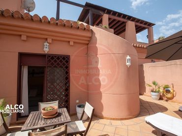 Casa aparellada amb piscina en venda a RECTOR JUAN DE DIOS LOPEZ 52