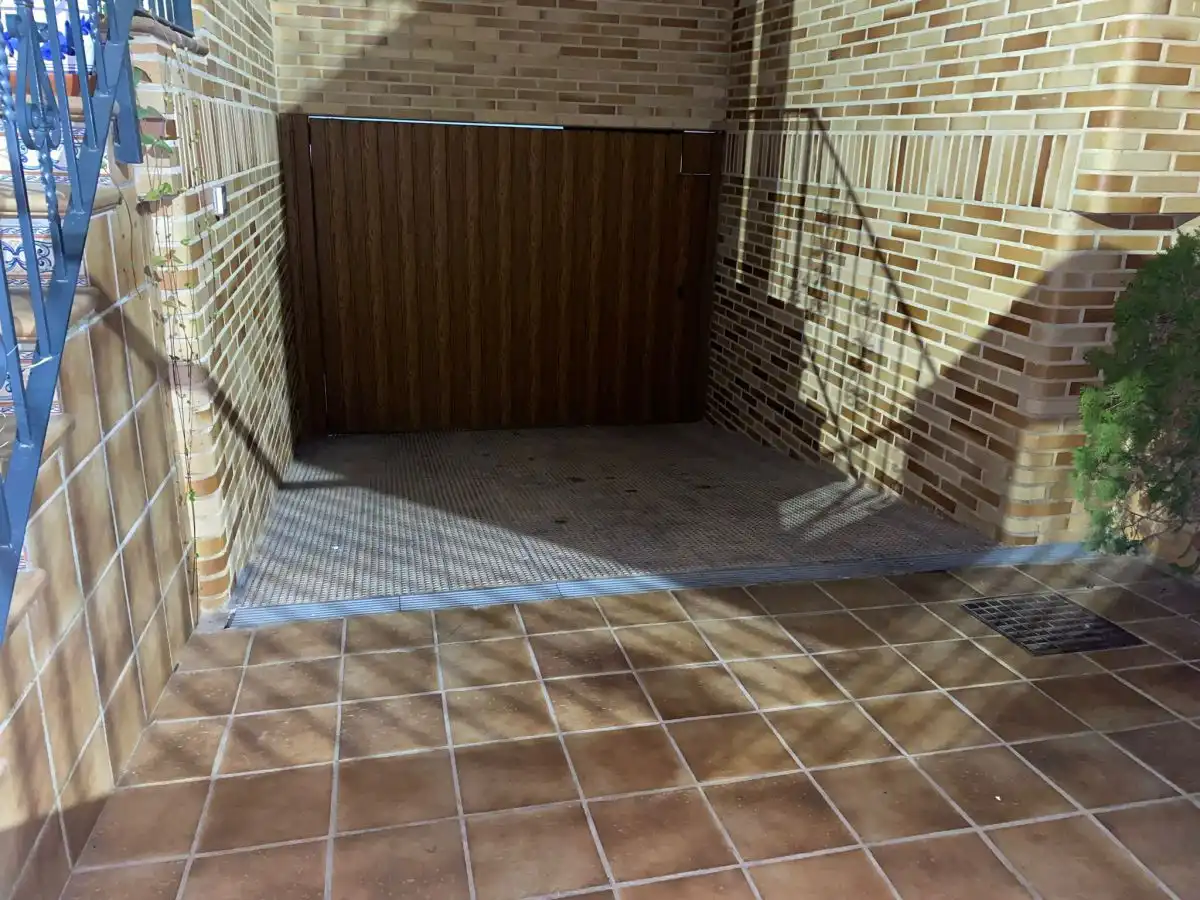Casa adosada en venda en Albacete amb Aire condicionat, Calefacció i Parquet