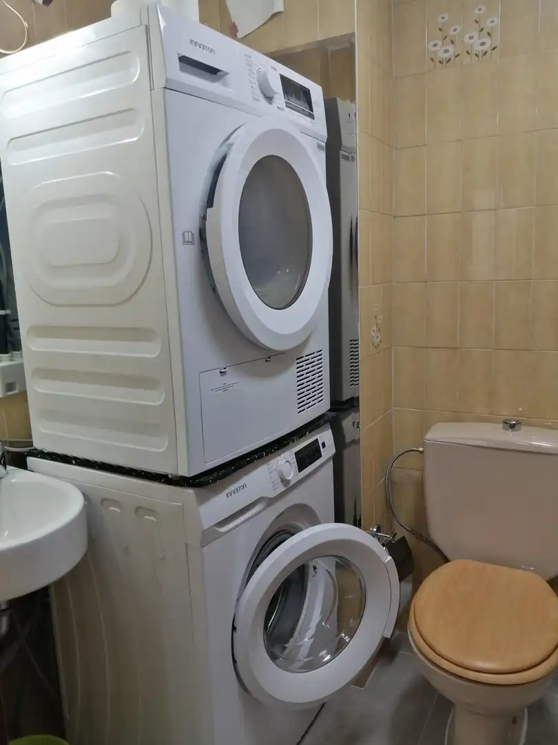Bathroom of Flat for sale in Ourense Capital   with Parquet flooring, Terrace and Storage room