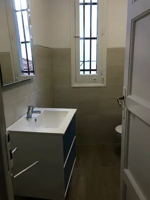 Bathroom of Flat for rent in Madrid  with Heating, Furnished and Oven