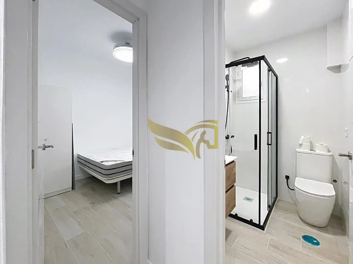 Badezimmer von Wohnung zum Verkauf in Sevilla mit Heizung und Möbliert
