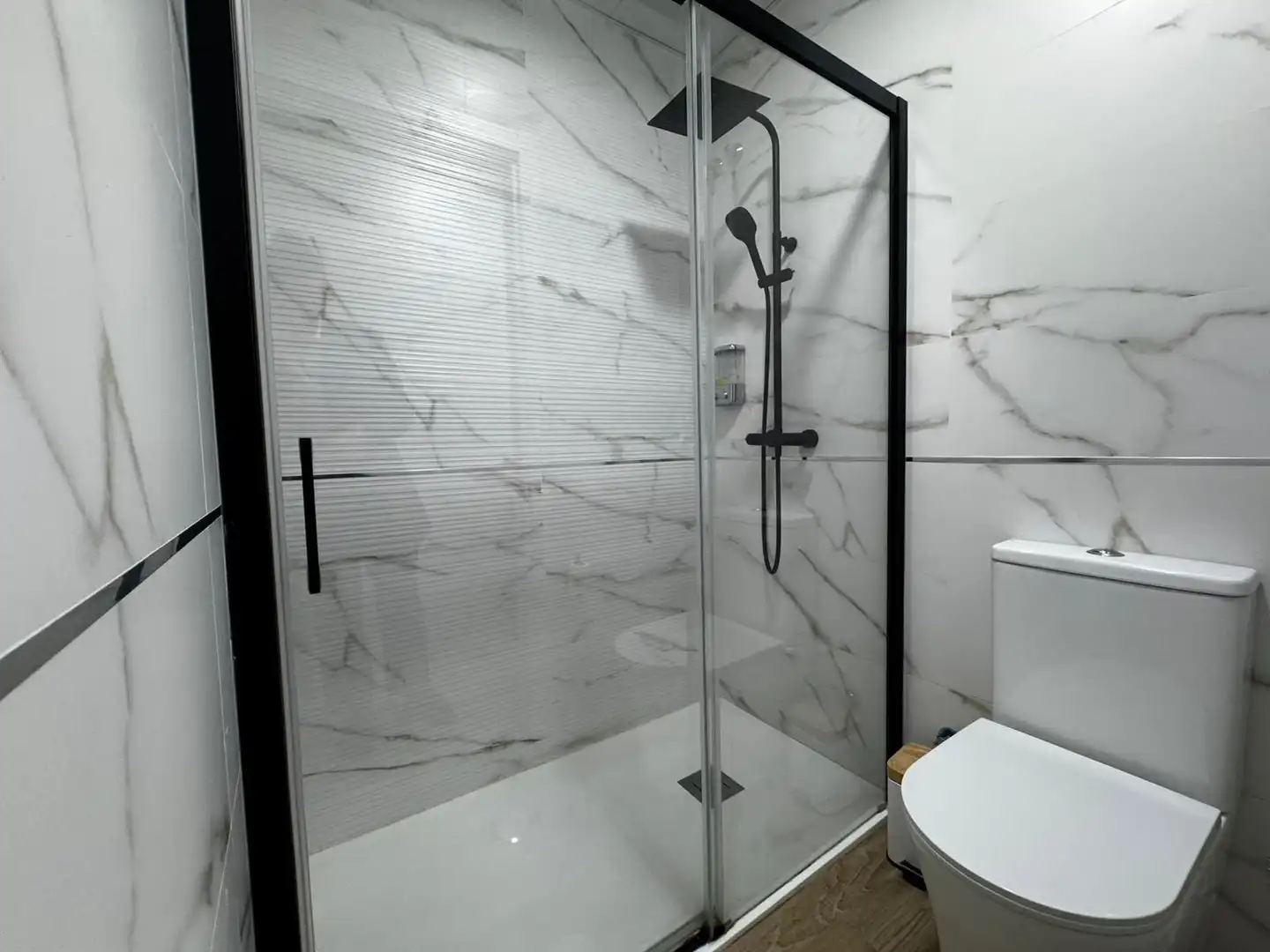 Bathroom of Flat for rent in Córdoba  with Air Conditioner, Heating and Furnished