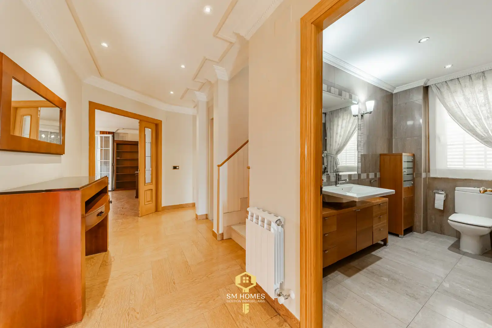 Casa adosada en venta en Coslada con Calefacción, Jardín privado y Terraza