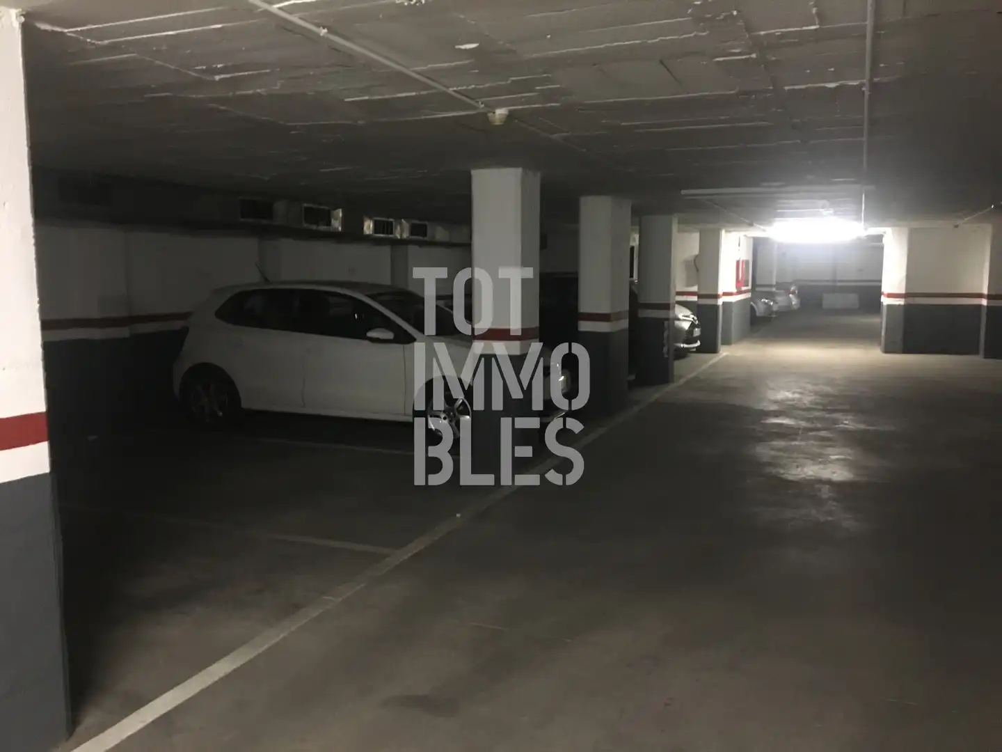 Parking for sale in Eixample Sud – Migdia, imagen 2