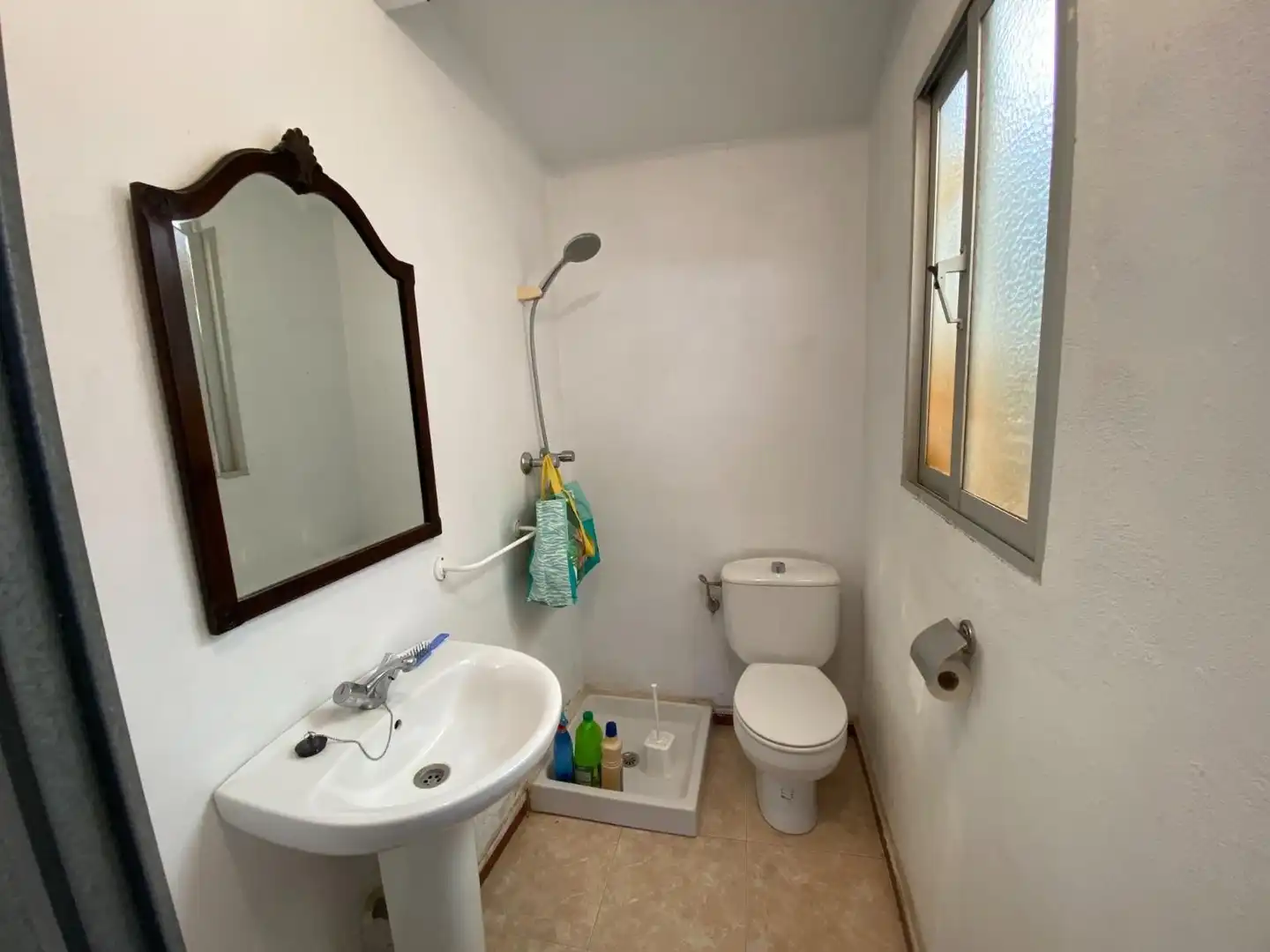 Baño de Local en venta en Biar