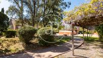 Jardí de Casa adosada en venda en Sant Cugat del Vallès amb Aire condicionat, Terrassa i Piscina