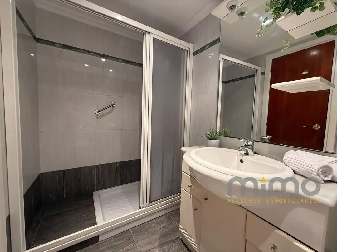 Bathroom of Flat for sale in Errenteria  with Storage room and Balcony