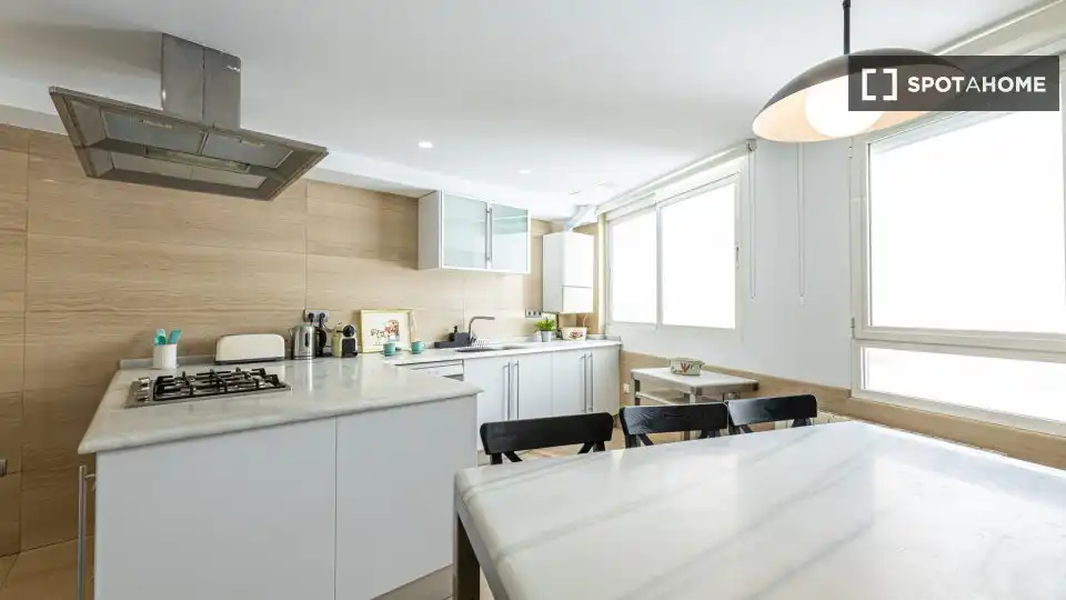 Wohnung mit Terrasse zur Miete in Quatre Carreres, imagen 15