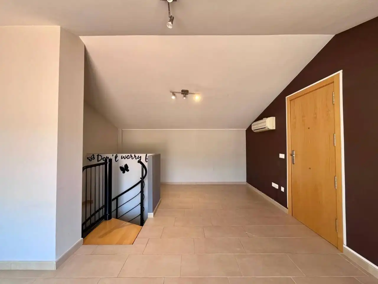 Piso de alquiler en Torrelavit con Aire acondicionado, Calefacción y Terraza