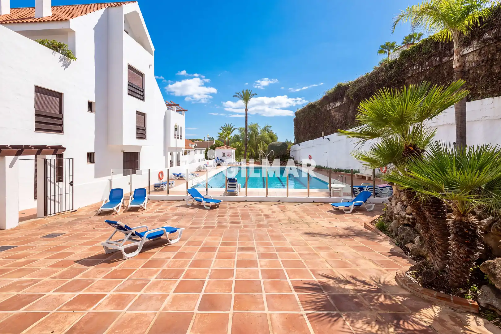 Vista exterior de Apartament en venda en Nueva Andalucía