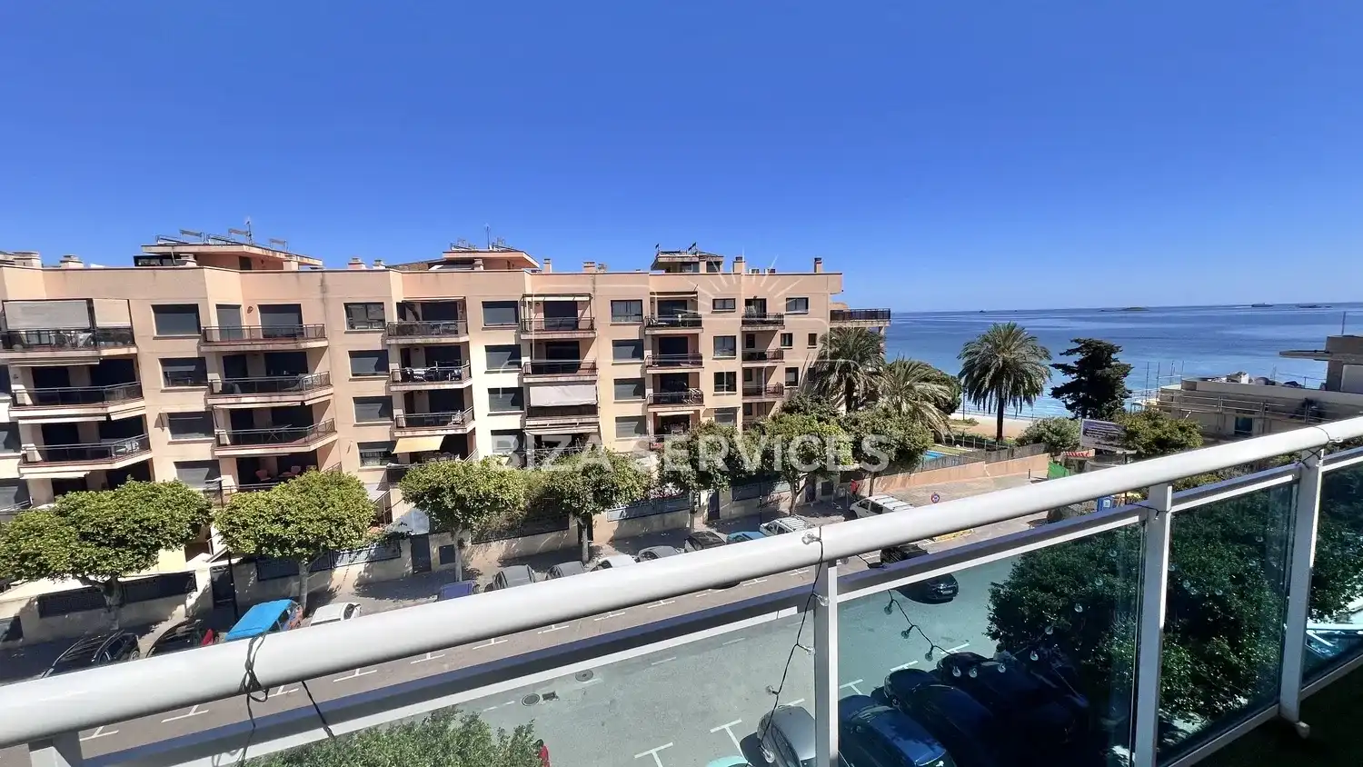 Vista exterior de Pis en venda en Eivissa amb Aire condicionat, Jardí privat i Piscina