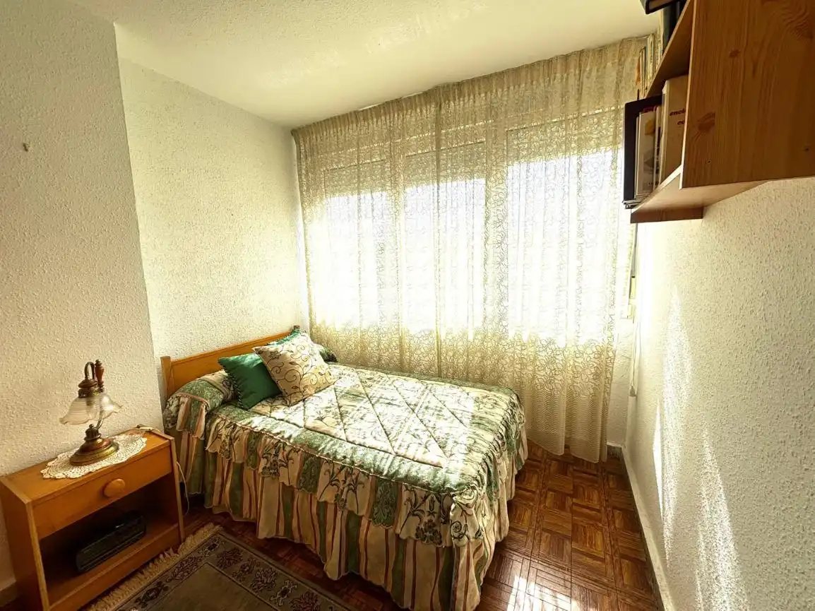 Habitación de Piso en venta en Camargo con Balcón