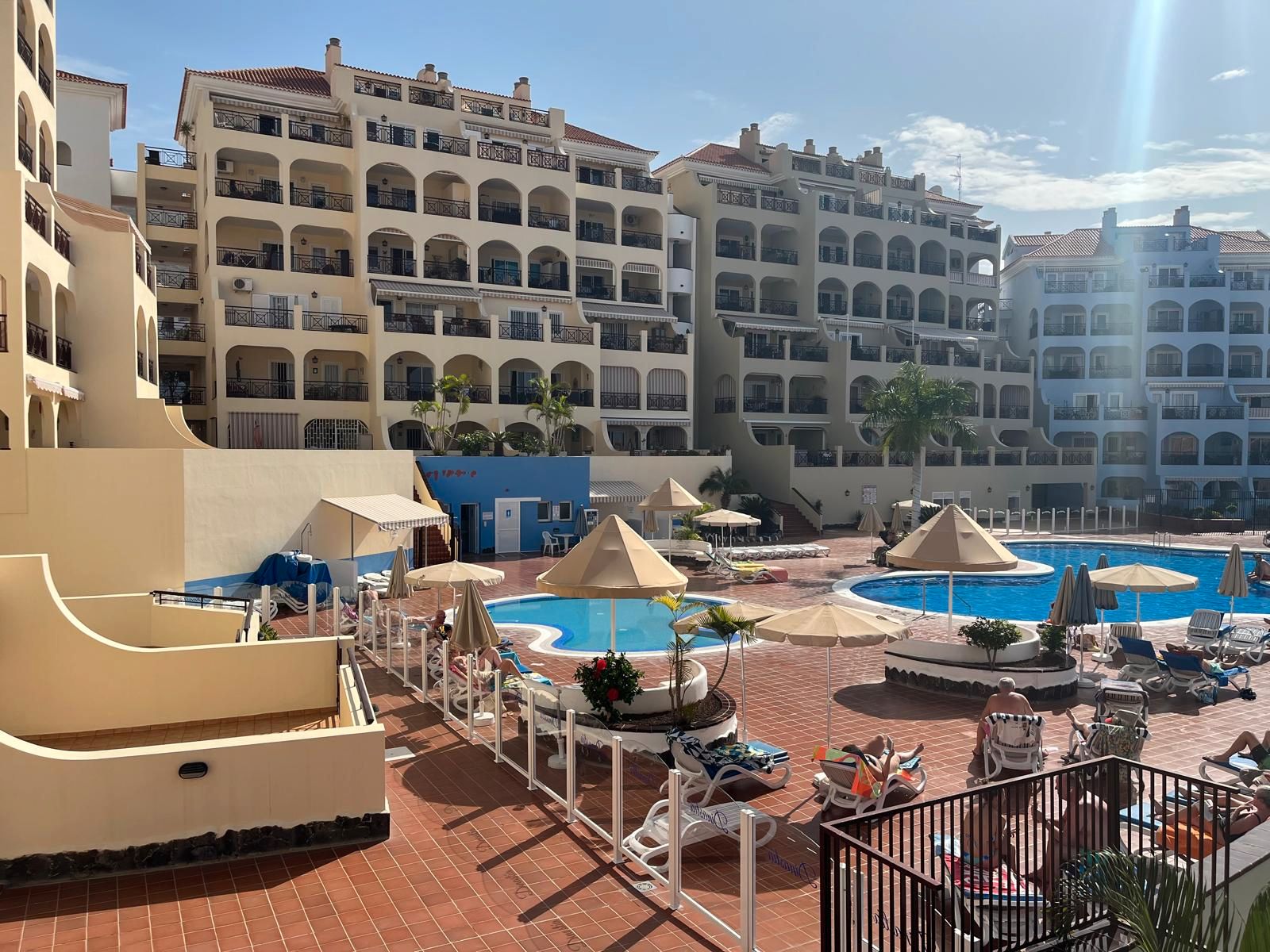 Piscina de Apartamento de alquiler en Arona con Terraza, Amueblado y Horno