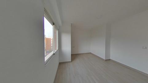 Foto 2 de Pis en venda a C/ Colonia Santa Isabel, Haygon - Universidad, San Vicente del Raspeig / Sant Vicent del Raspeig