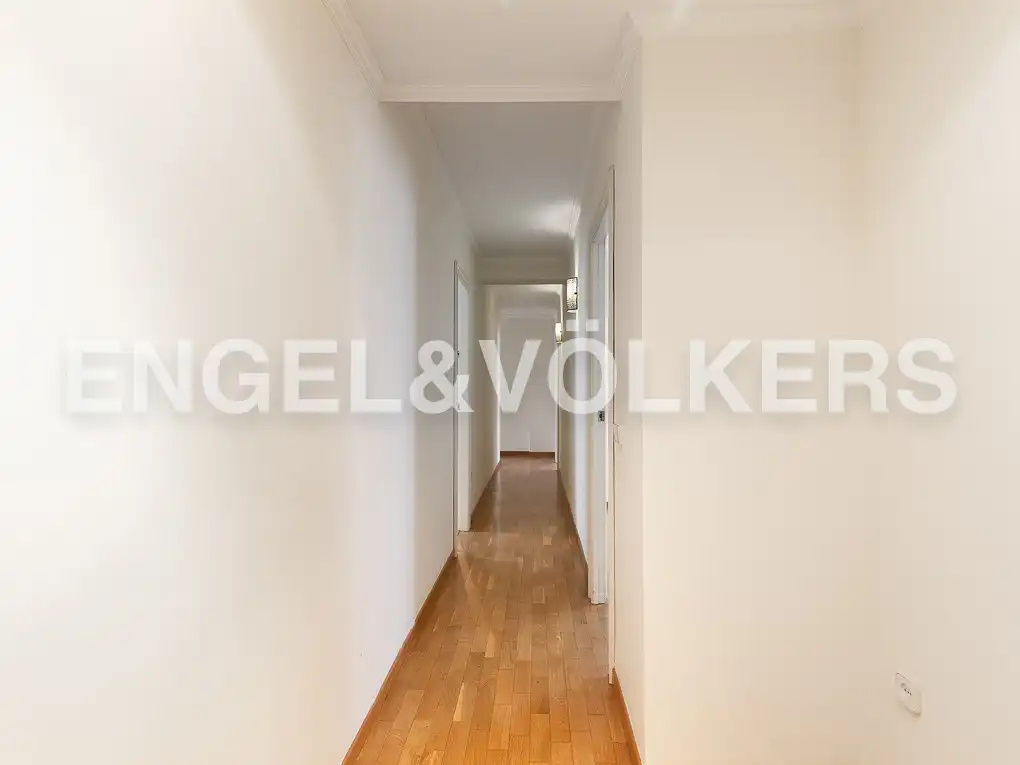 Àtic de lloguer en Valencia amb Aire condicionat, Calefacció i Parquet