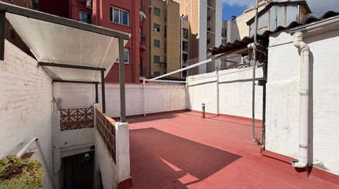 Foto 2 de Casa o xalet en venda a El Camp de l'Arpa del Clot, Barcelona Capital