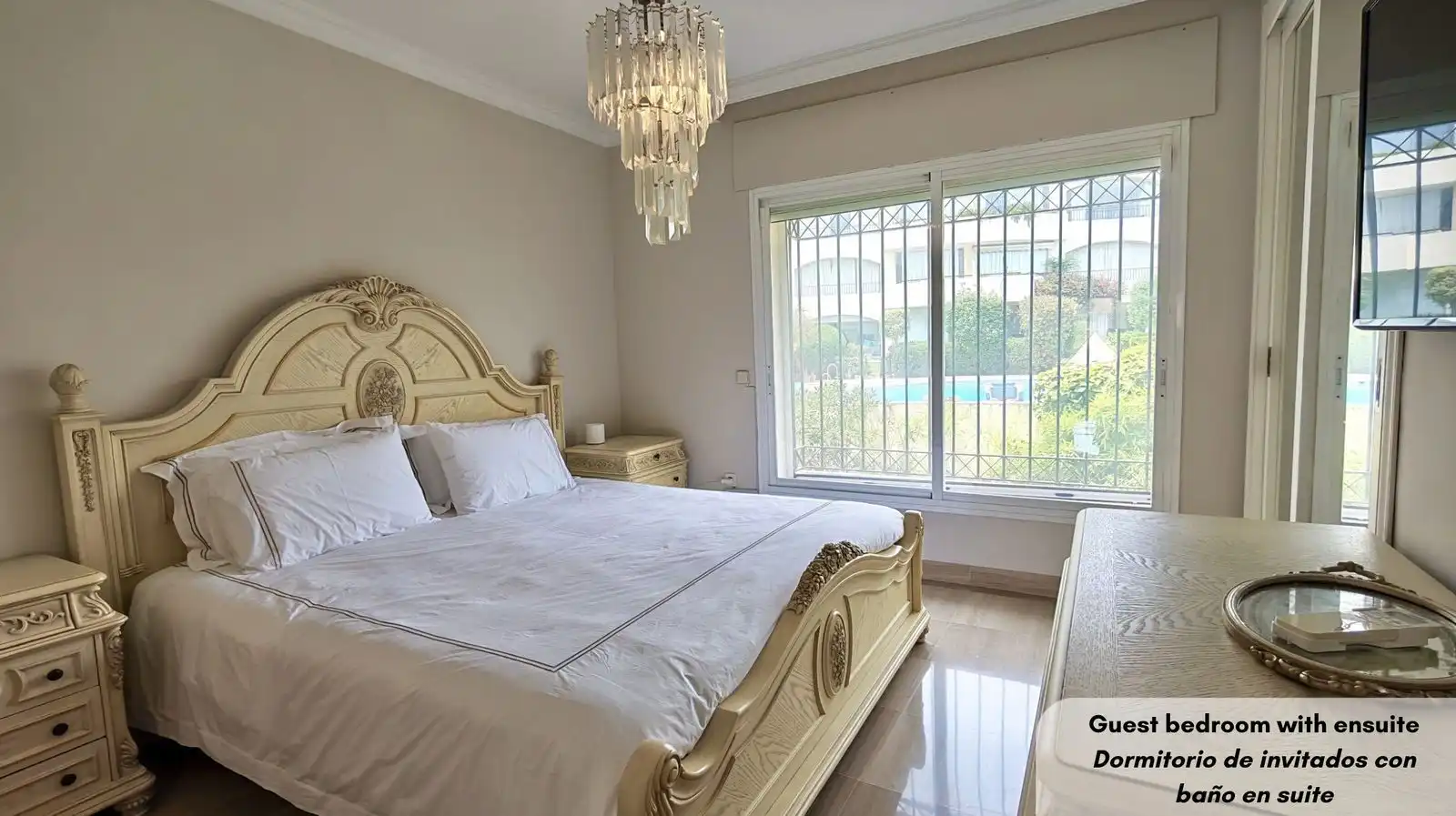 Apartamento con piscina en venta en Alameda de Levante 6, imagen 8