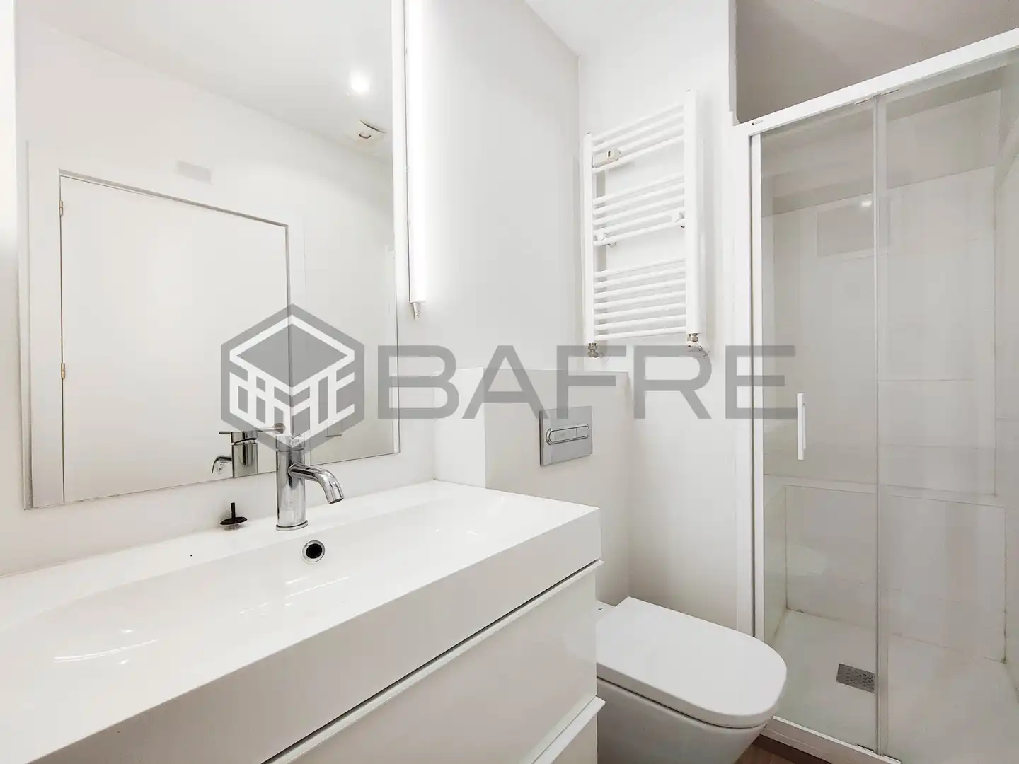 Flat for rent in Calle Doctor Esquerdo, Estrella