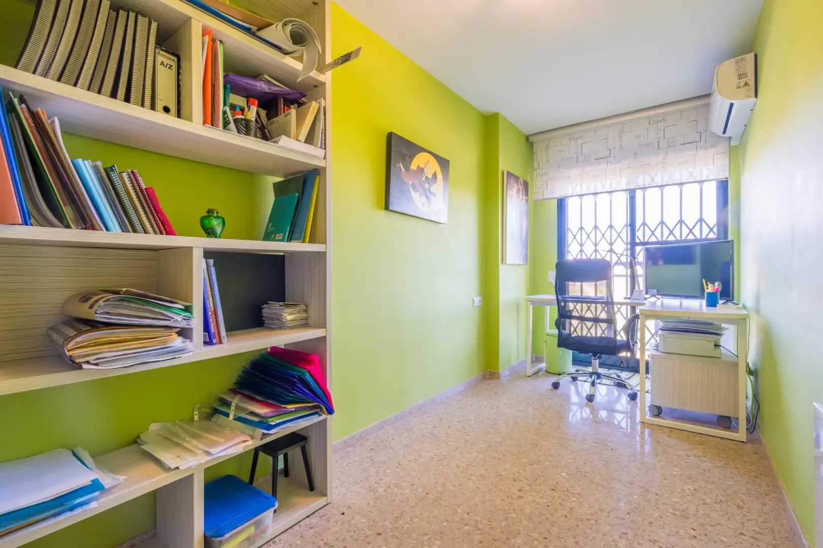Flat for sale in La Pobla de Vallbona  with Air Conditioner, Heating and Terrace