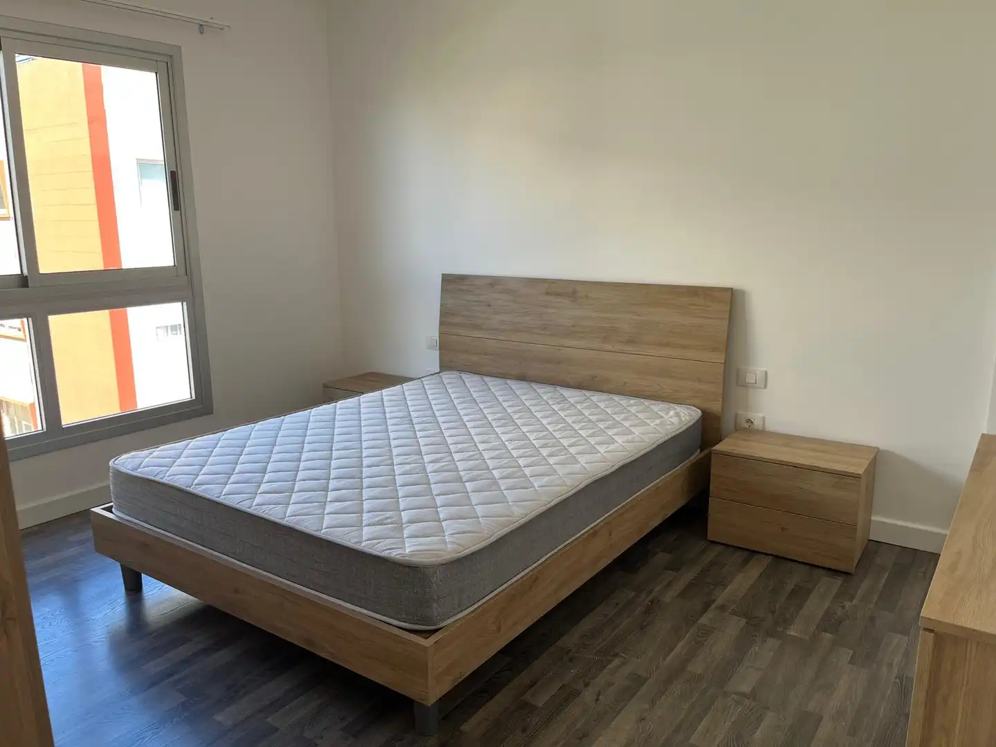Dormitori de Pis de lloguer en Santa Cruz de Tenerife amb Parquet, Moblat i Forn