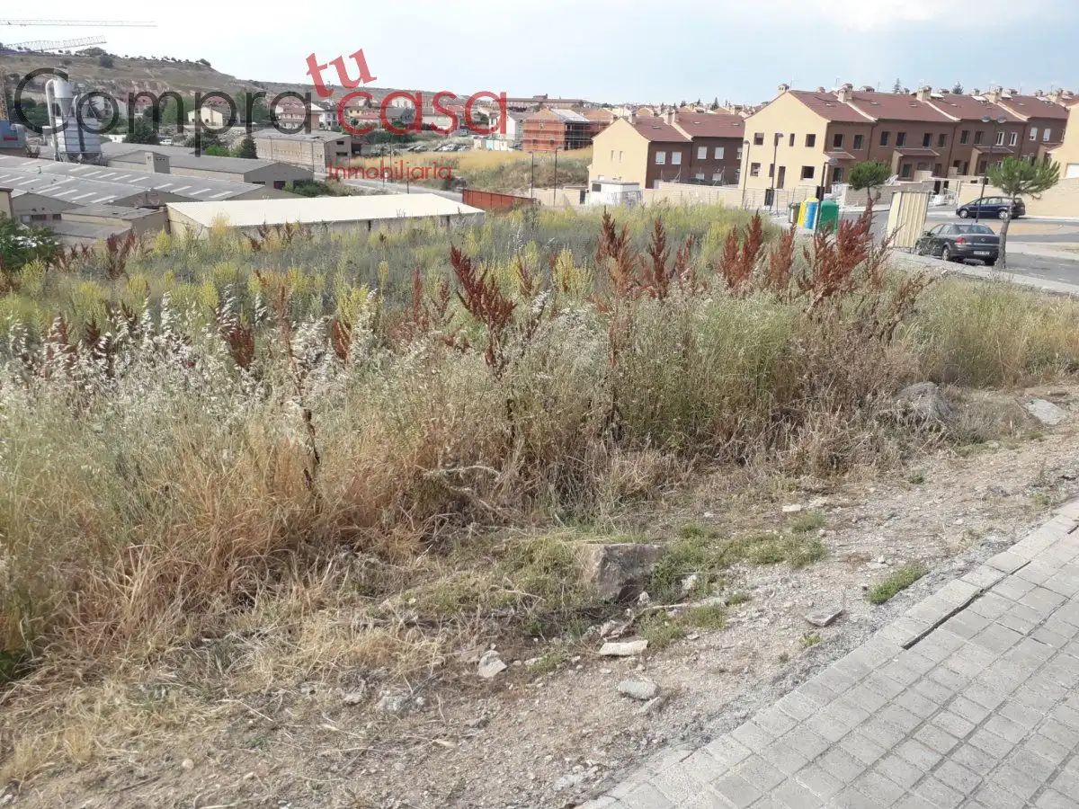 Terreni e lotti in vendita a La Lastrilla, imagen 5