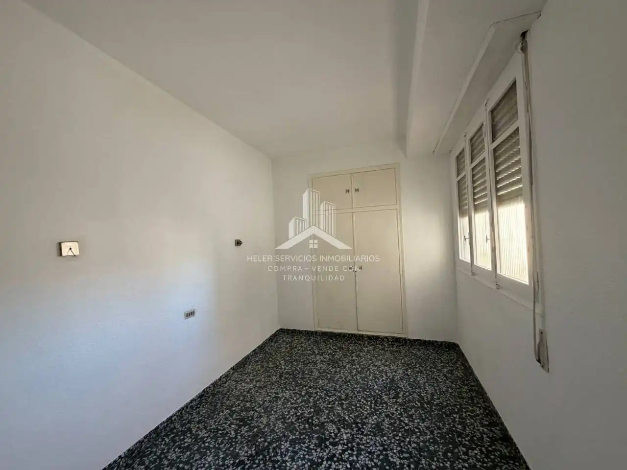 Wohnungen zum Verkauf in Avenida Cedre, Piscinas