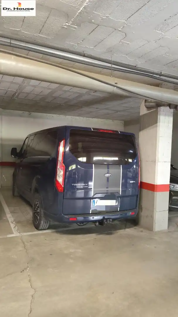 Parkplatz von Wohnung zur Miete in Málaga mit Terrasse, Möbliert und Ofen