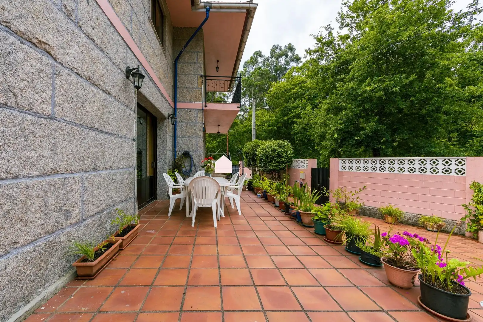 Terraza de Casa o chalet en venta en Gondomar con Calefacción, Jardín privado y Trastero