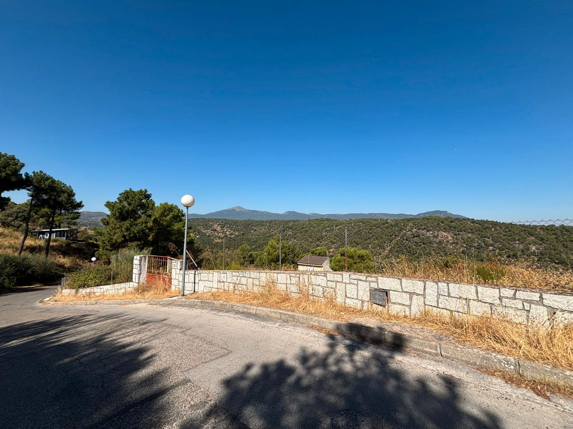 Exterior view of Residential for sale in Cadalso de los Vidrios