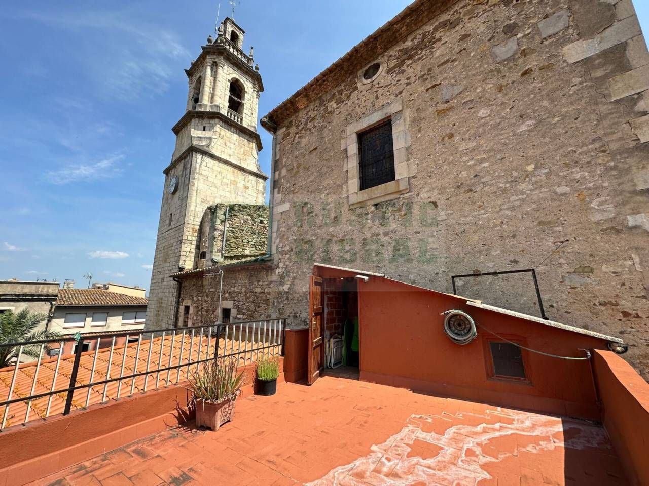 Vista exterior de Finca rústica en venda en Celrà amb Calefacció i Terrassa