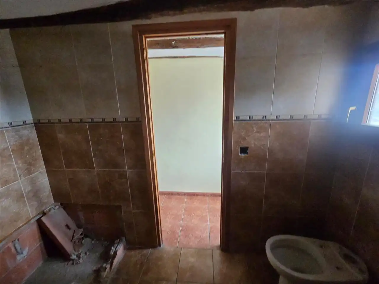 Badezimmer von Einfamilien-Reihenhaus zum Verkauf in Torrellas